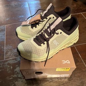 OC Cloudultra size 8